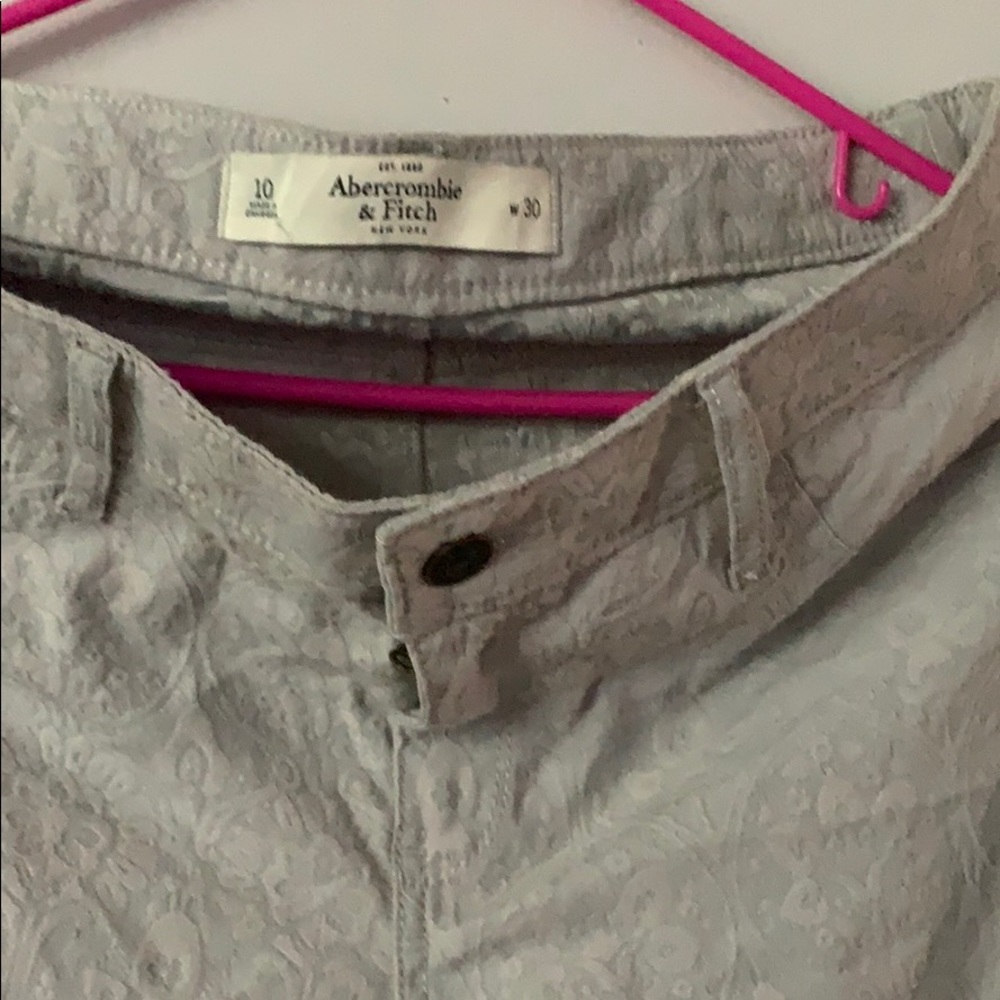 Jeans - Picture 2 of 5